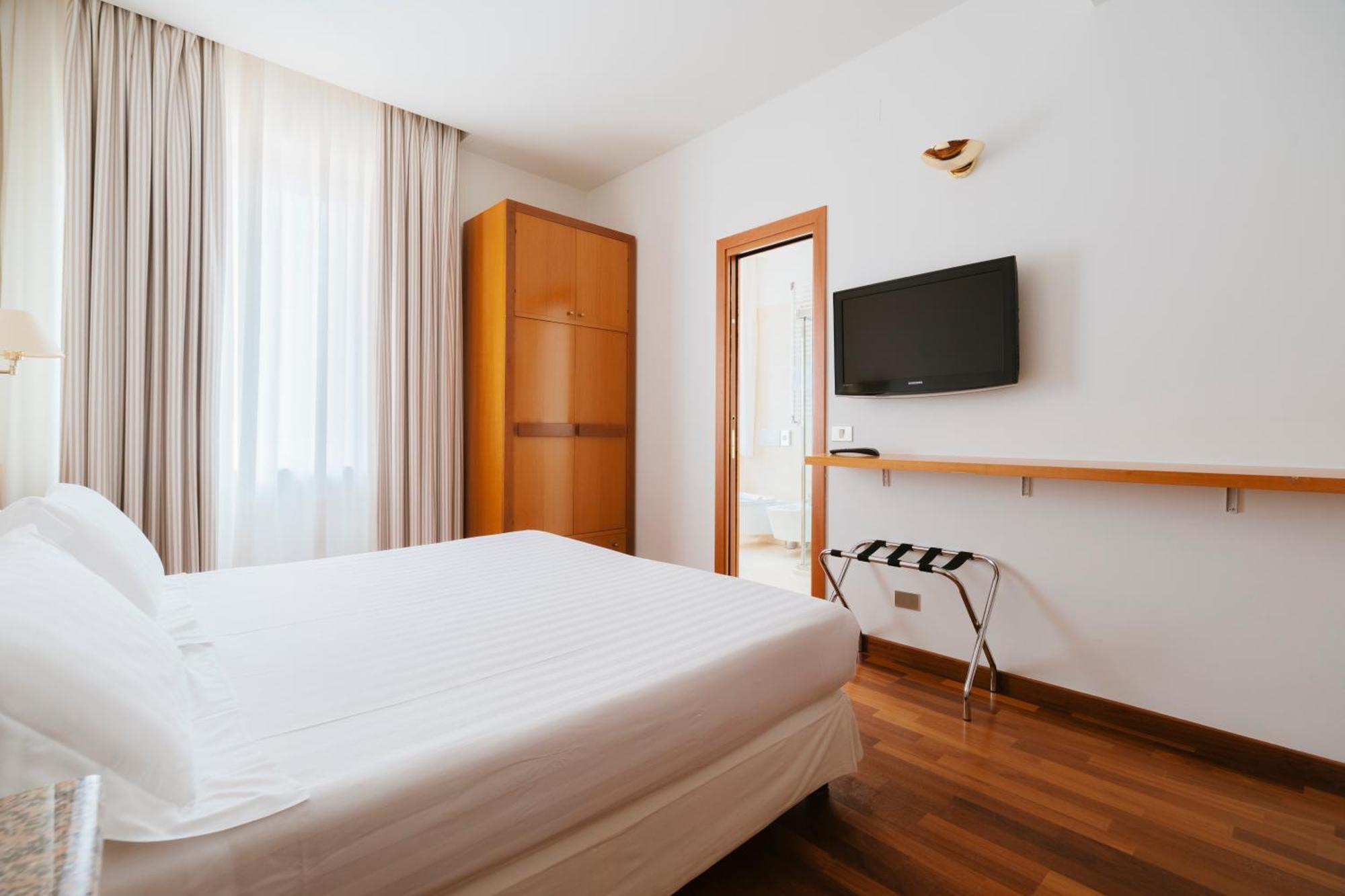 Hotel Miramare Civitanova Marche Dış mekan fotoğraf